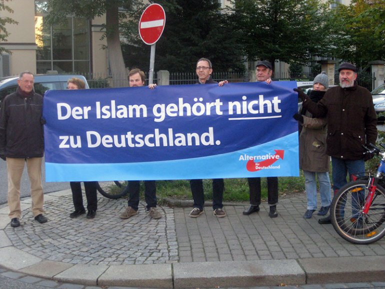 مظاهرة ألمانية لوقف بناء مسجد في شتوتغارت