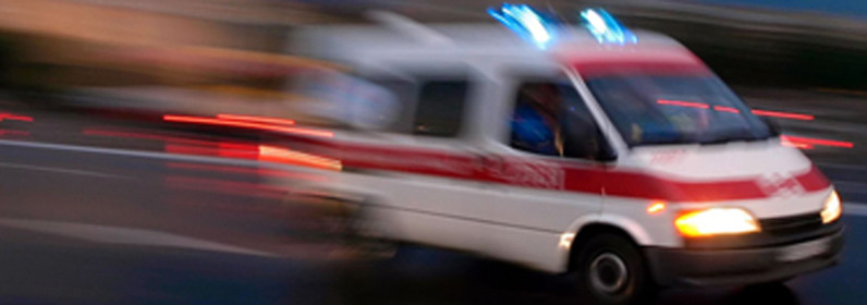 طالب لجوء ايراني يشعل نفسه بالنار امام موظفين حكوميين