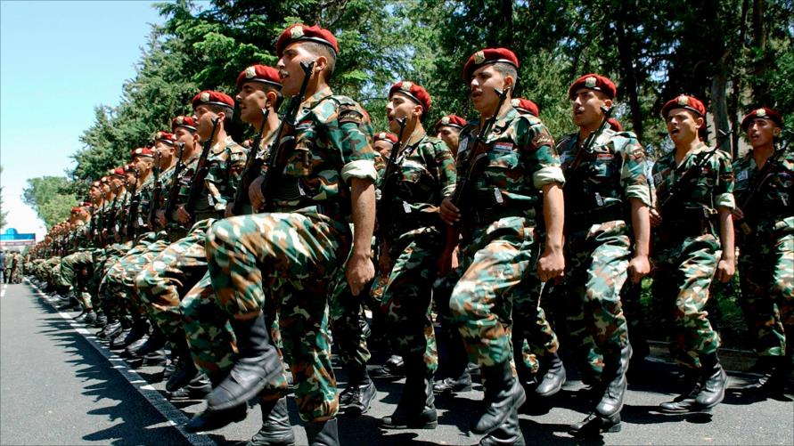 محكمة ألمانية توافق على طعن شابين سوريين هاربين من جيش بشار وتمنحهما حق اللجوء