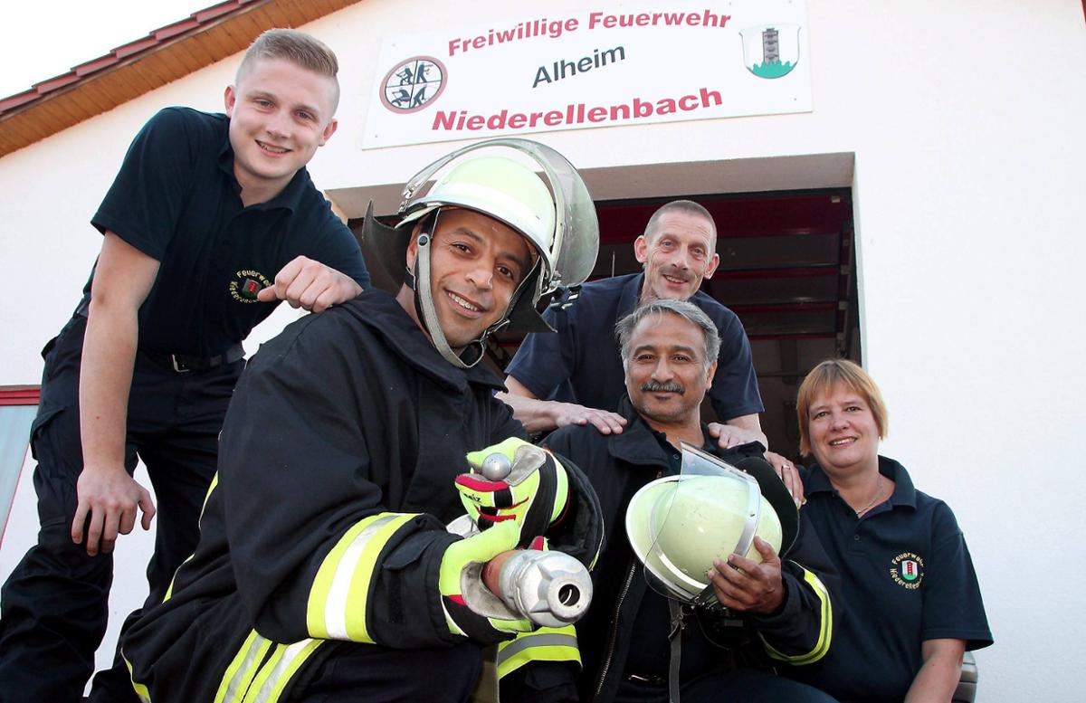 قصة نجاح لاجئين عاملين بإدارة إطفاء إحدى البلدات بولاية هسن