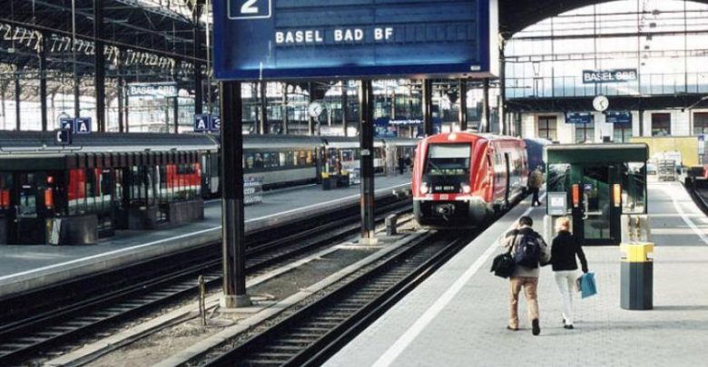 مسافرون على متن قطار بين ألمانيا و سويسرا يعيشون يوما” سيئا”